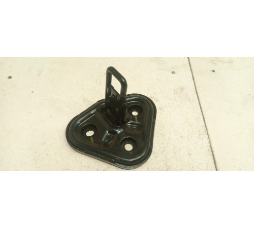 Кронштейн сиденья заднего левый