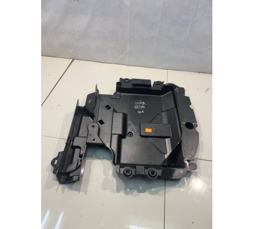 Накладка пола (левая)