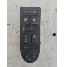 Блок управления стеклоподъемниками передний левый