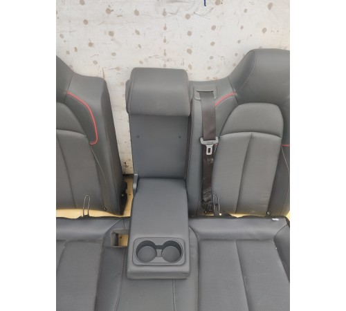 Задний ряд сидений