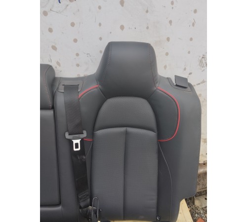 Задний ряд сидений