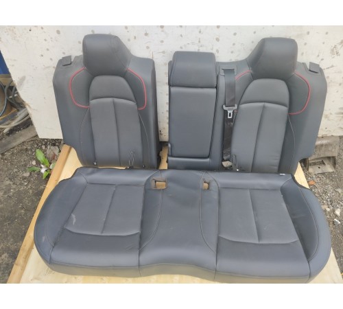 Задний ряд сидений