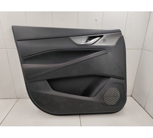 Обшивка двери передняя левая