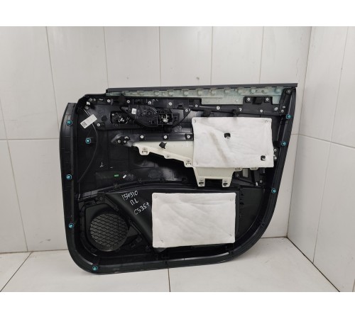 Обшивка двери передняя левая