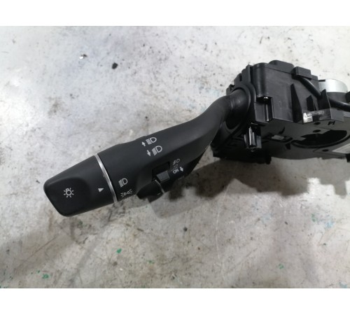 Подрулевые комбинированные переключатели в сборе