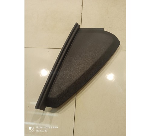 Накладка торпедо боковая(левая)