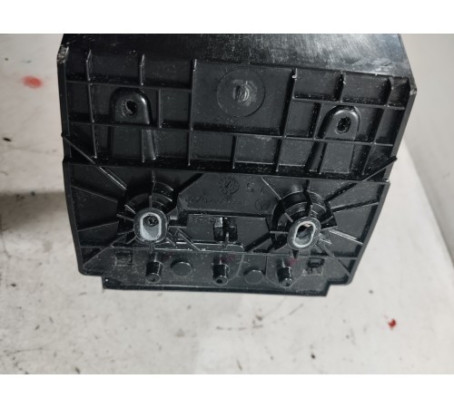 Подлокотник