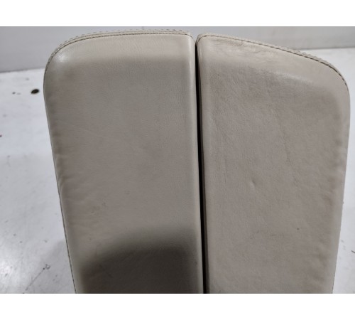 Подлокотник