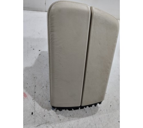 Подлокотник