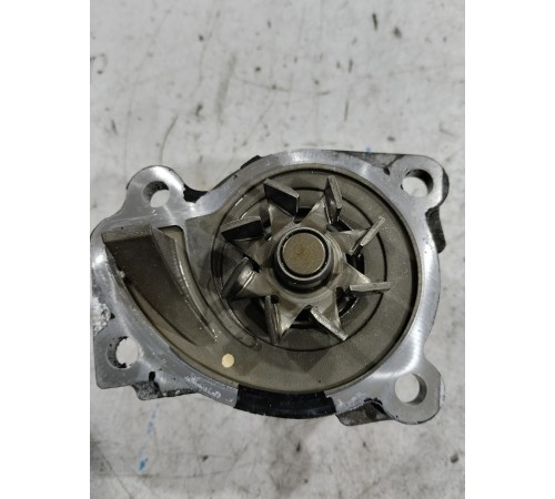 Помпа водяная (насос)