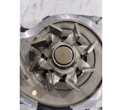 Помпа водяная (насос)