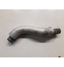 Патрубок системы охлаждения