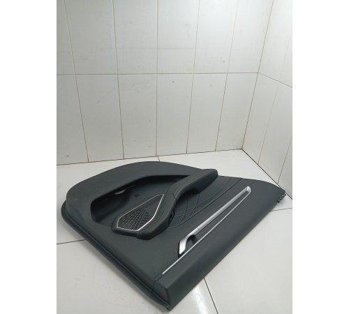 Обшивка двери задняя левая