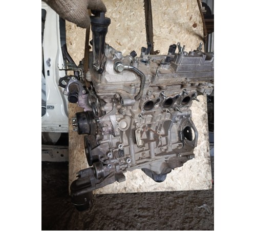 Двигатель в сборе