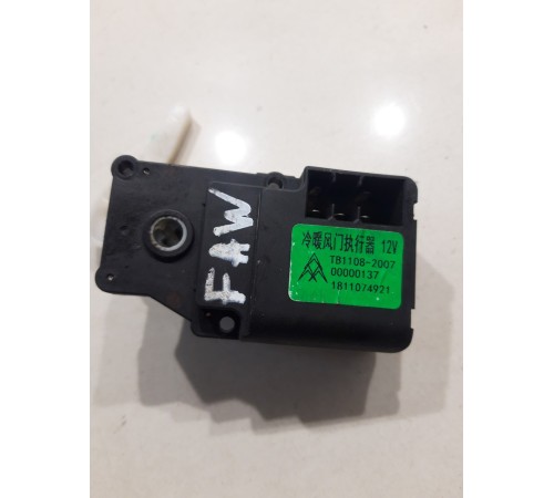 Моторчик привода заслонок отопителя