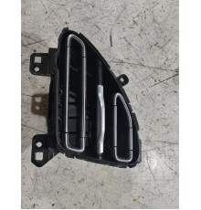 Дефлектор воздушный левый