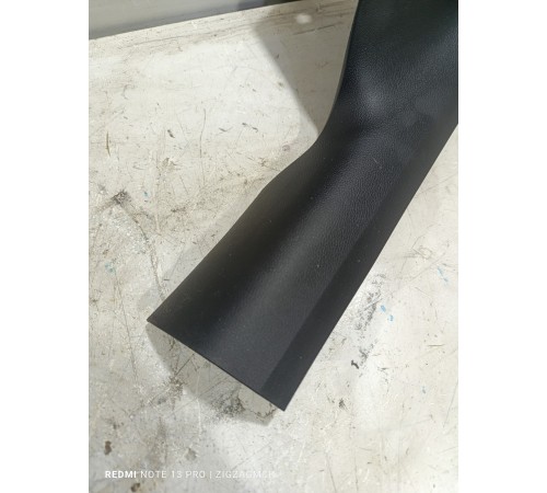 Накладка порога задняя левая