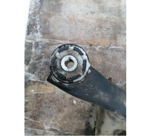 Балка подвески задняя