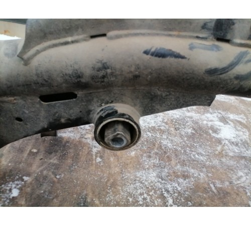 Балка подвески задняя