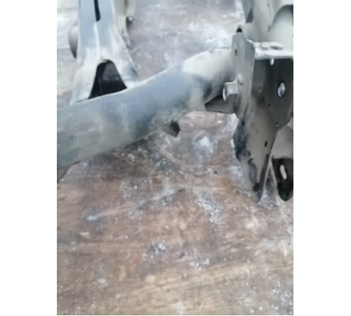 Балка подвески задняя