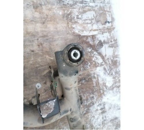 Балка подвески задняя