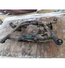 Балка подвески задняя