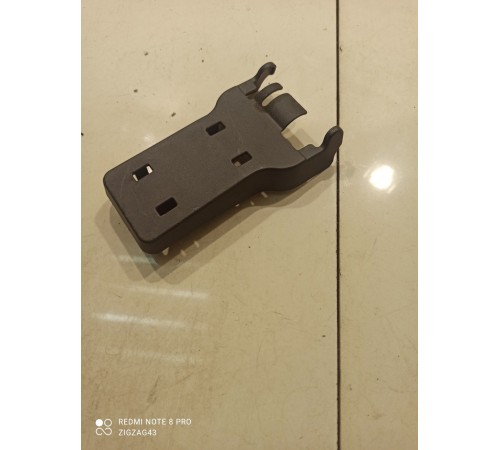 накладка крепления сиденья(правая)