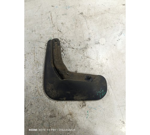 Брызговик задний левый