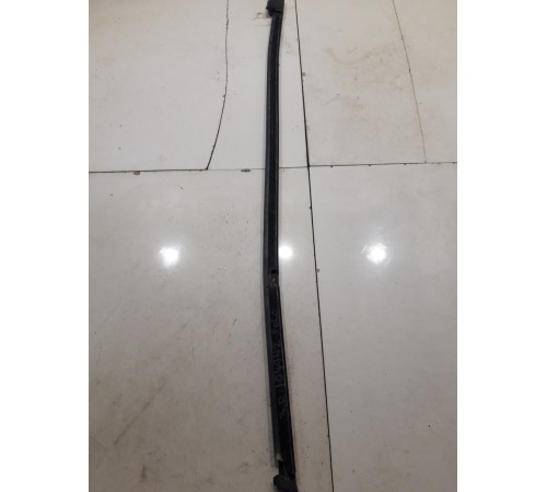 Уплотнитель стекла (задний правый наружный)