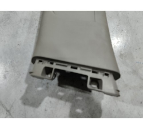 Обшивка центральной стойки левая верхняя