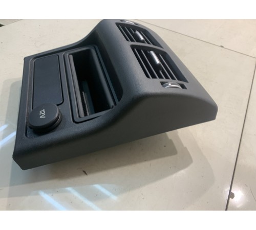 Накладка консоли задняя с дефлектором