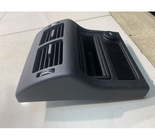 Накладка консоли задняя с дефлектором