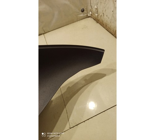 Накладка передней панели с карманом хранения