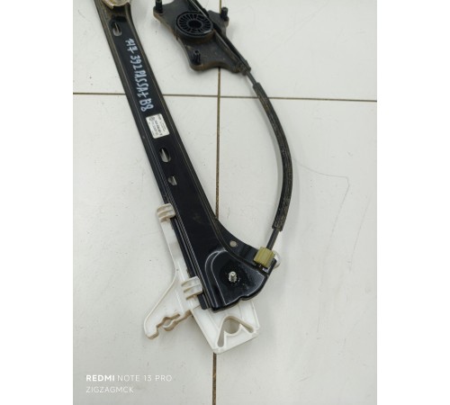 Стеклоподъемник двери задний левый