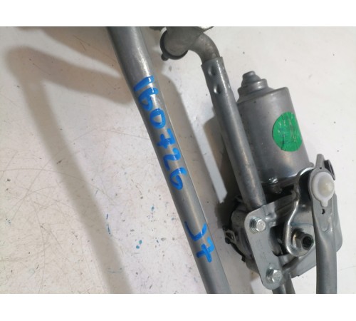 Трапеция стеклоочистителей в сборе