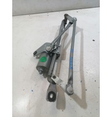 Трапеция стеклоочистителей в сборе