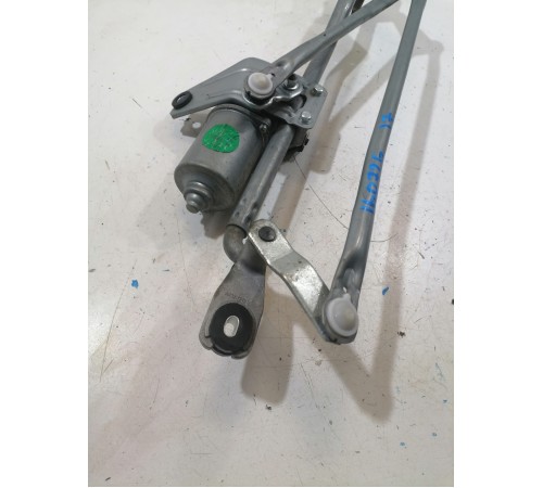 Трапеция стеклоочистителей в сборе