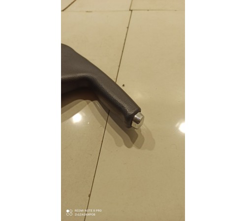 Рычаг стояночного тормоза