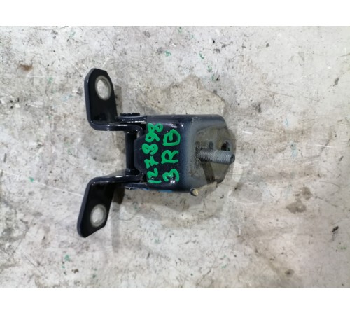 Петля двери задняя правая верхняя