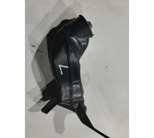 Воздуховод (левый)