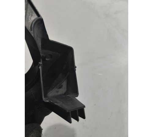 Воздуховод (левый)