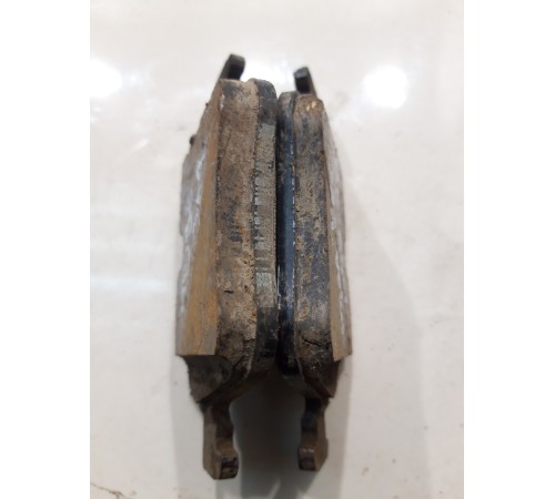 Тормозные колодки (задние)