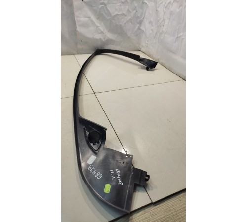 Рамка двери (передняя, левая)