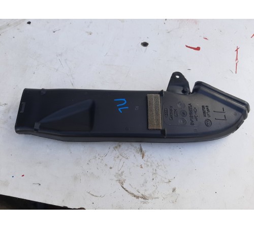 Воздуховод отопителя (печки) передний левый