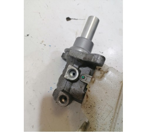 Главный тормозной цилиндр