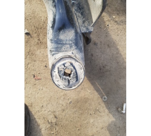 Балка подвески (подрамник) задняя