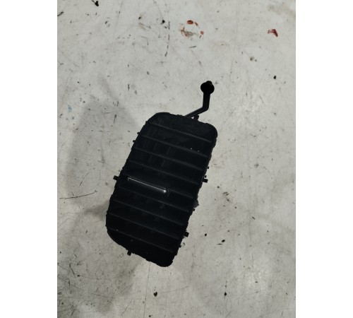 Воздушный дефлектор правый