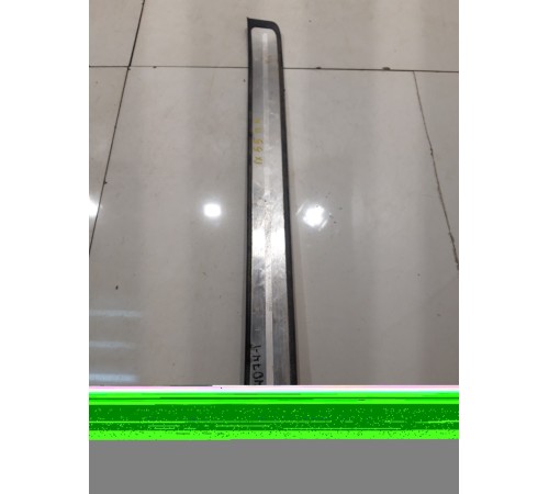 Накладка порога (передняя, левая)