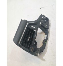 Дефлектор воздушный левый