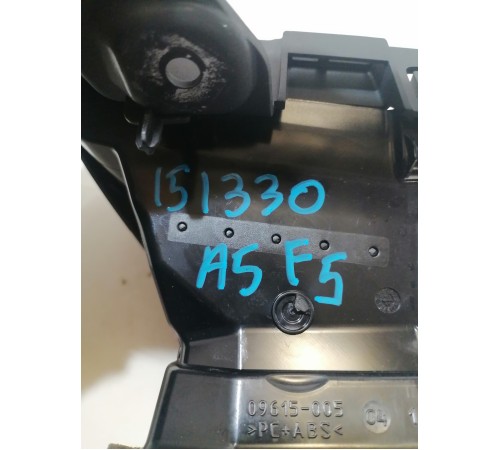 Дефлектор воздушный левый